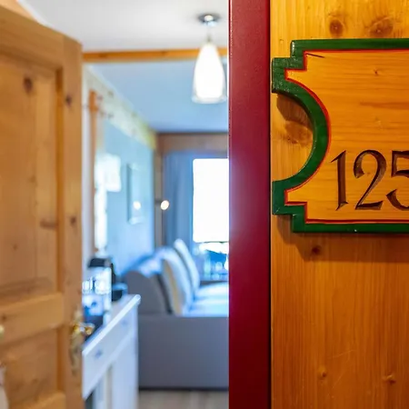 Le Bristol A25-31 By Interhome Daire